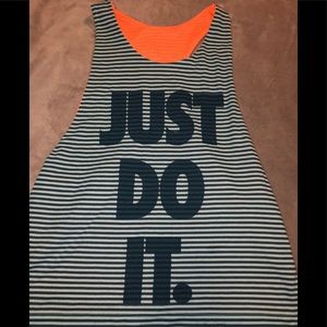 Nike women’s just do it reversible Jersey tank